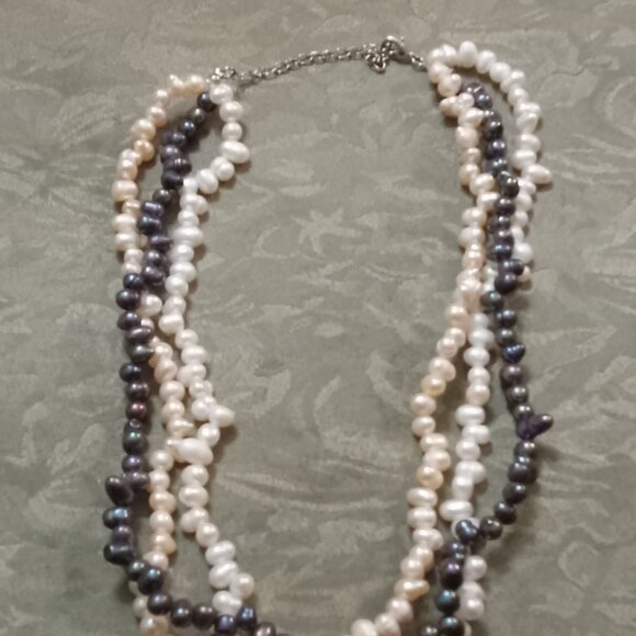 Multi-strand, multi-coloured faux freshwater pearls in great condition - Picture 2 of 2